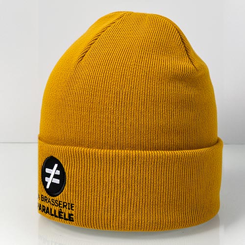 Bonnet brodé noir avec appliqué logo La Brasserie Parallèle.
